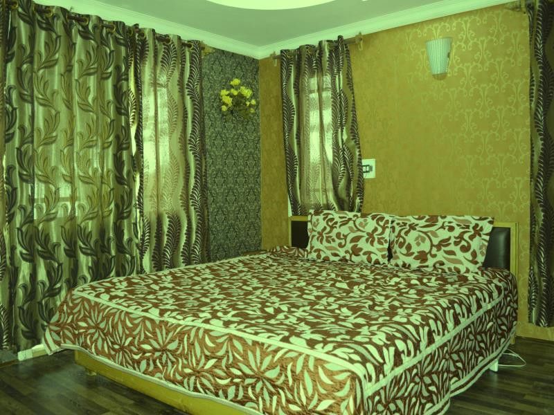 Pahalgām Paristan Resort מראה חיצוני תמונה